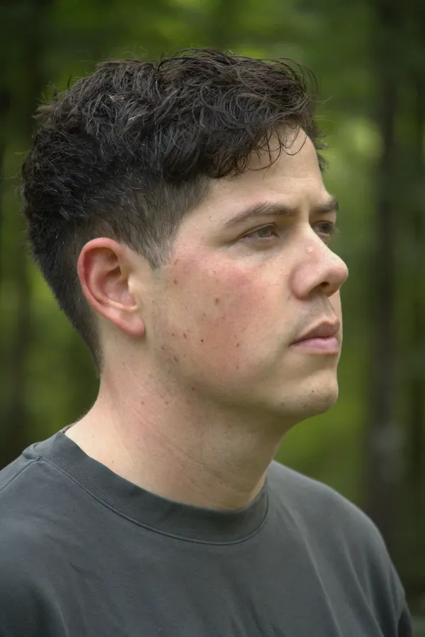 Men's haircut, side profile